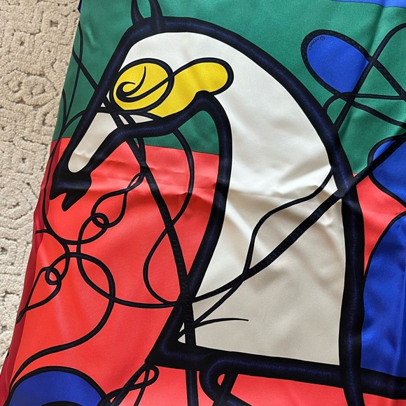Hermès Scarf Carre 90cm Coup de Fouet 100% Silk Red Green Blue Multi R7019 - Picture 4 of 9